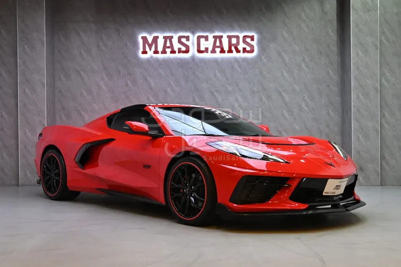 2024 شفروليه كورفيت سي 8