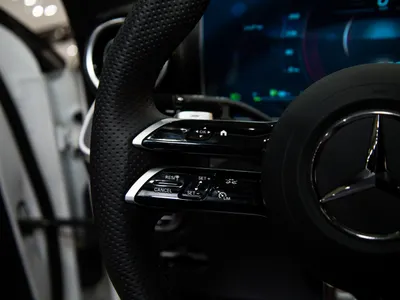 2025 مرسيدس - بنز سي 200