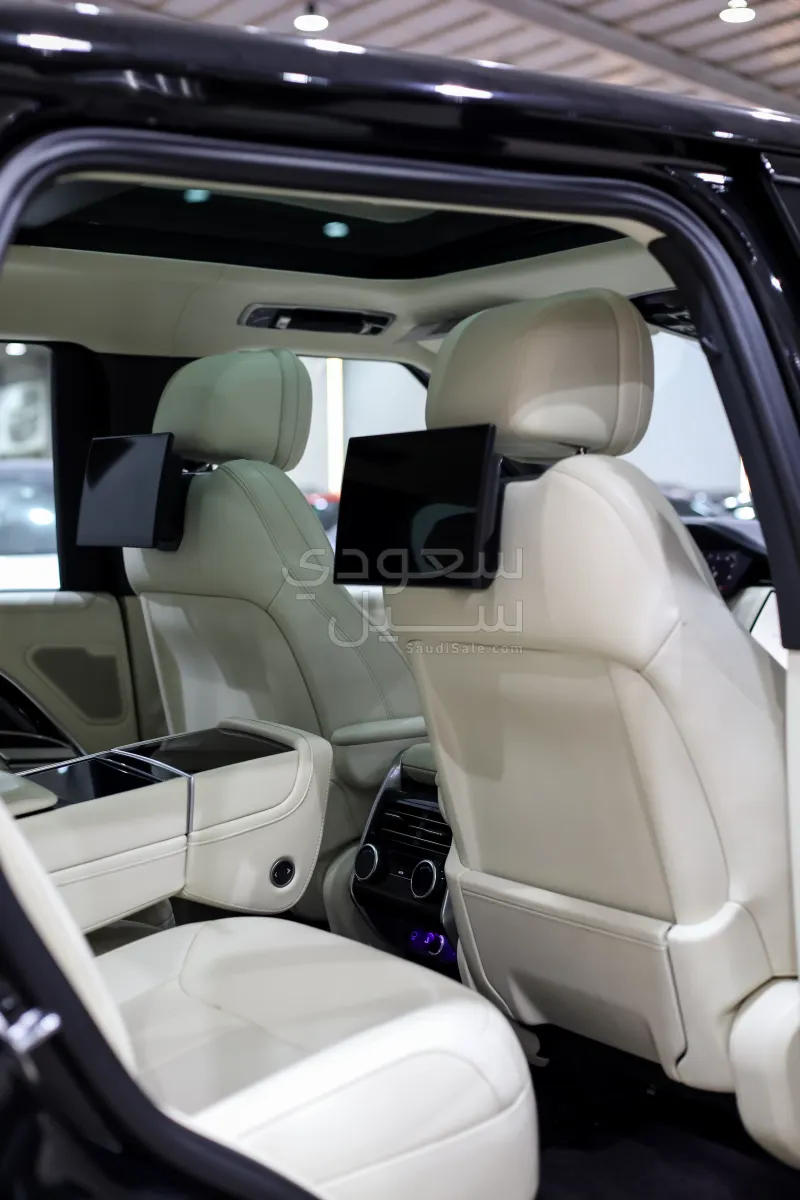 2023 لاند روفر رينج روفر اوتوبيوغرافي