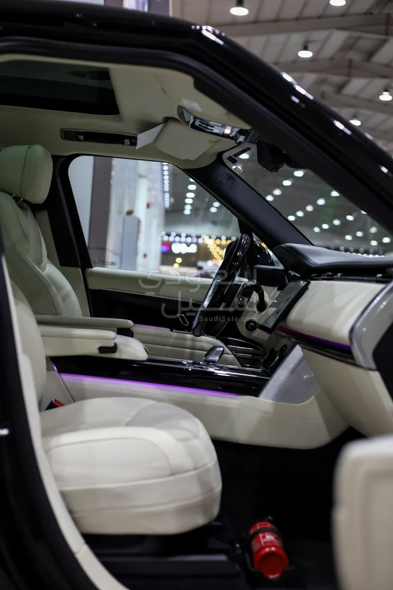 2023 لاند روفر رينج روفر اوتوبيوغرافي