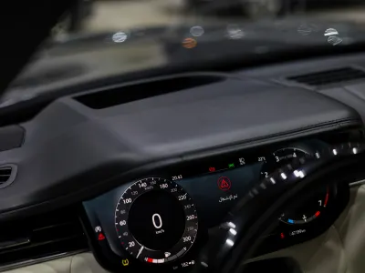 2023 لاند روفر رينج روفر اوتوبيوغرافي