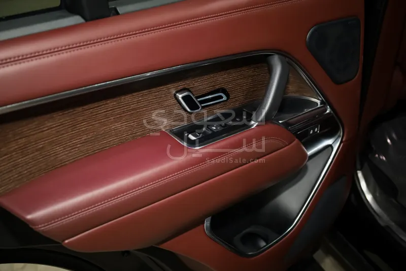 2023 لاند روفر رينج روفر اتش اس اي