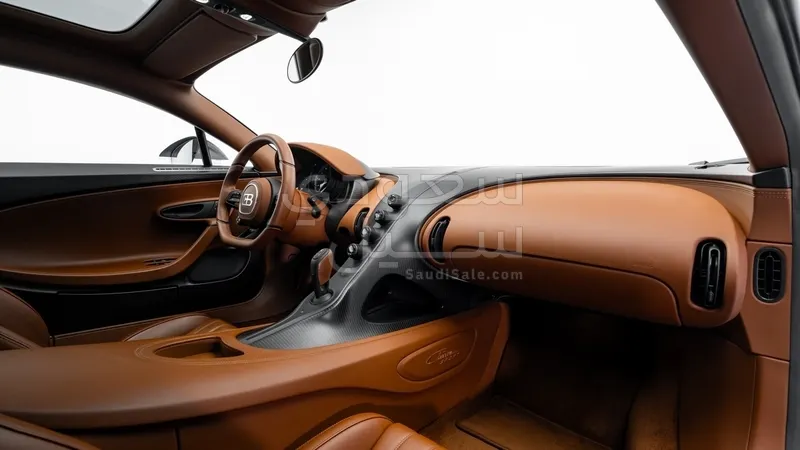 2021 بوغاتي شيرون