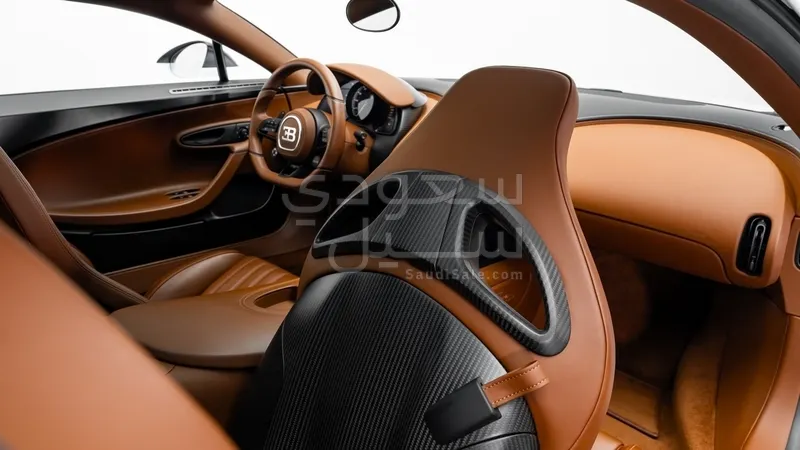 2021 بوغاتي شيرون