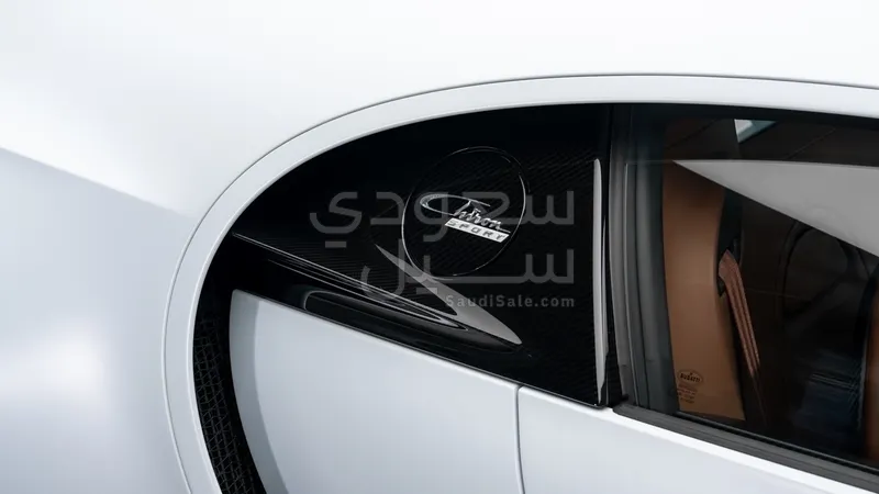 2021 بوغاتي شيرون