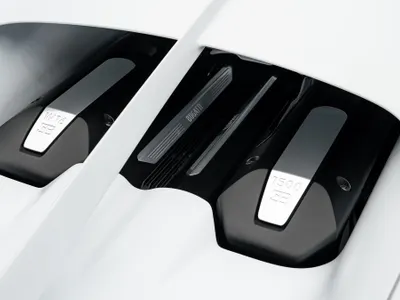 2021 بوغاتي شيرون