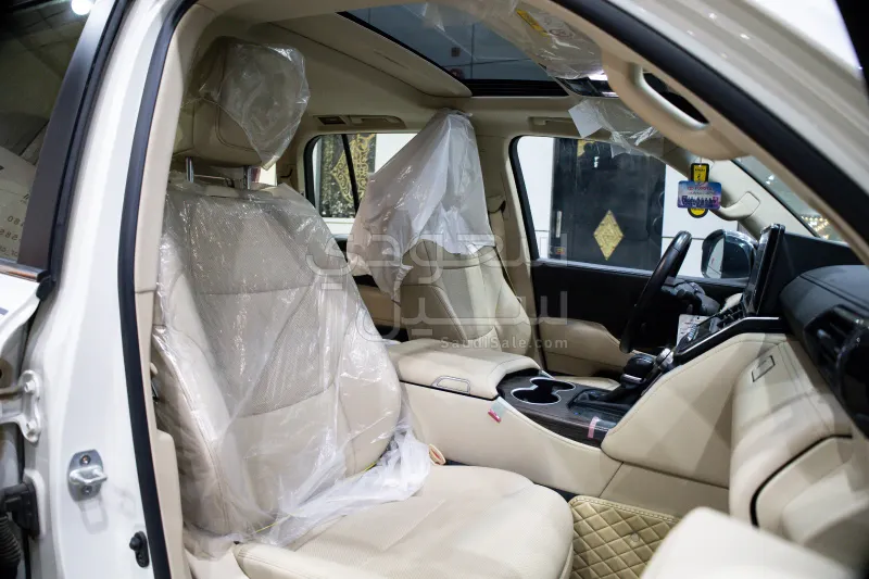 2024 تويوتا لاند كروزر في اكس