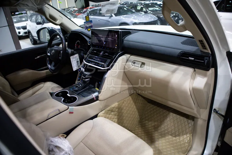 2024 تويوتا لاند كروزر في اكس