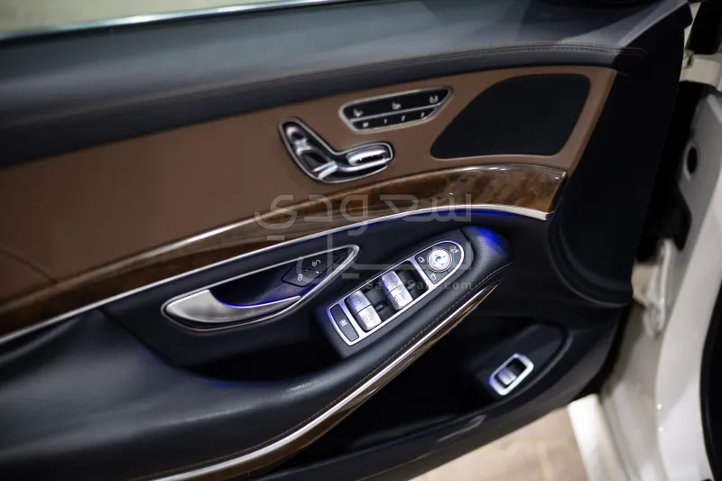 2015 مرسيدس - بنز إس 400