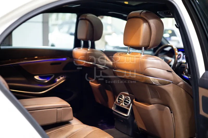 2015 مرسيدس - بنز إس 400