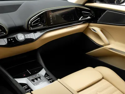 2025 فيراري بوروسانجوي