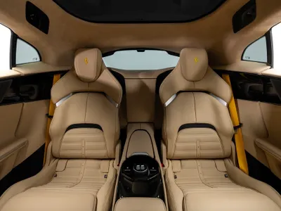 2025 فيراري بوروسانجوي