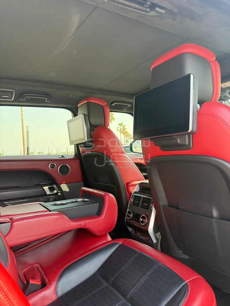 2019 لاند روفر رينج روفر سبورت اوتوبيوجرافي