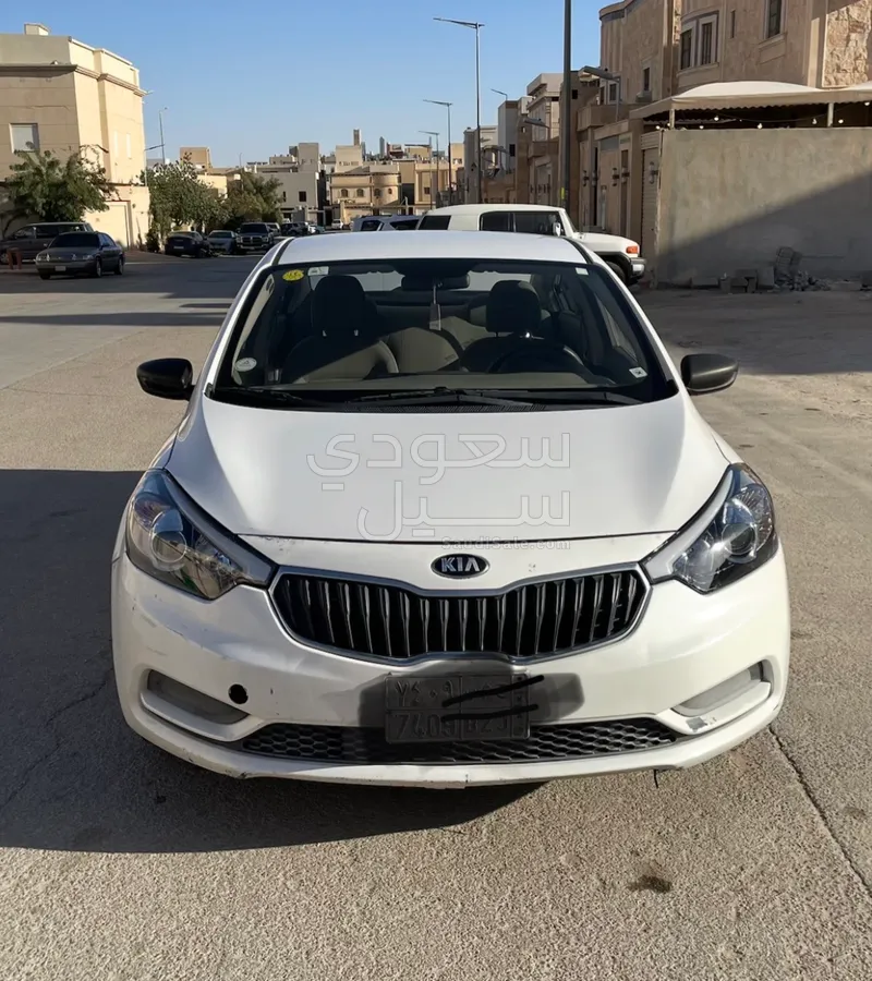 2015 كيا سيراتو