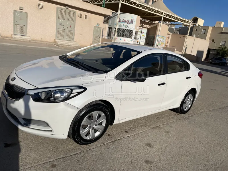 2015 كيا سيراتو