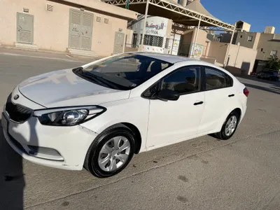 2015 كيا سيراتو