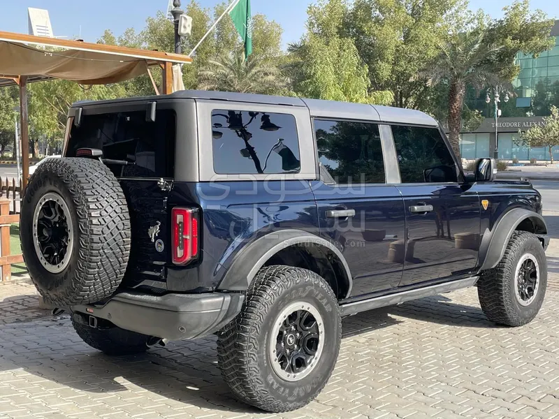 2021 فورد برونكو باد لاندس