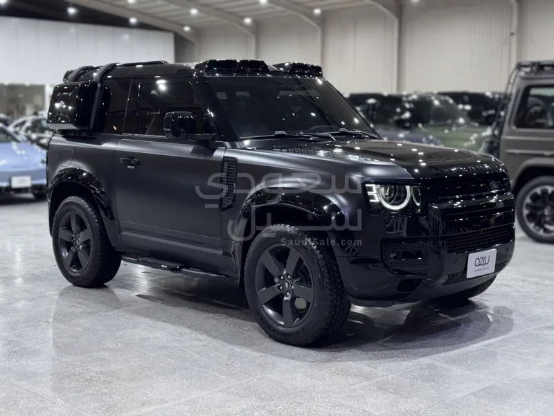 2024 لاند روفر ديفيندر اس اي