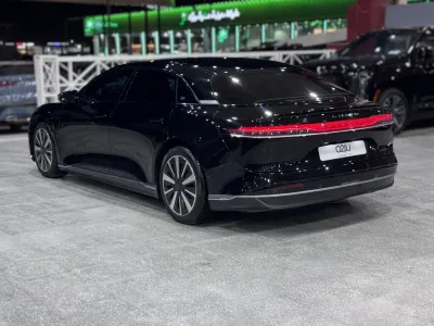 2024 لوسيد اير بيور