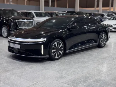 2024 لوسيد اير بيور