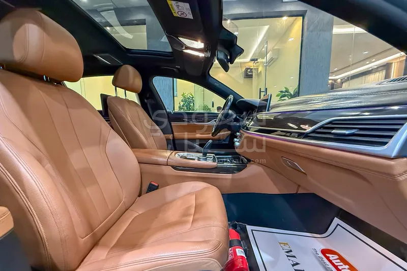 2019 بي ام دبليو الفئة السابعة 730 إل أي