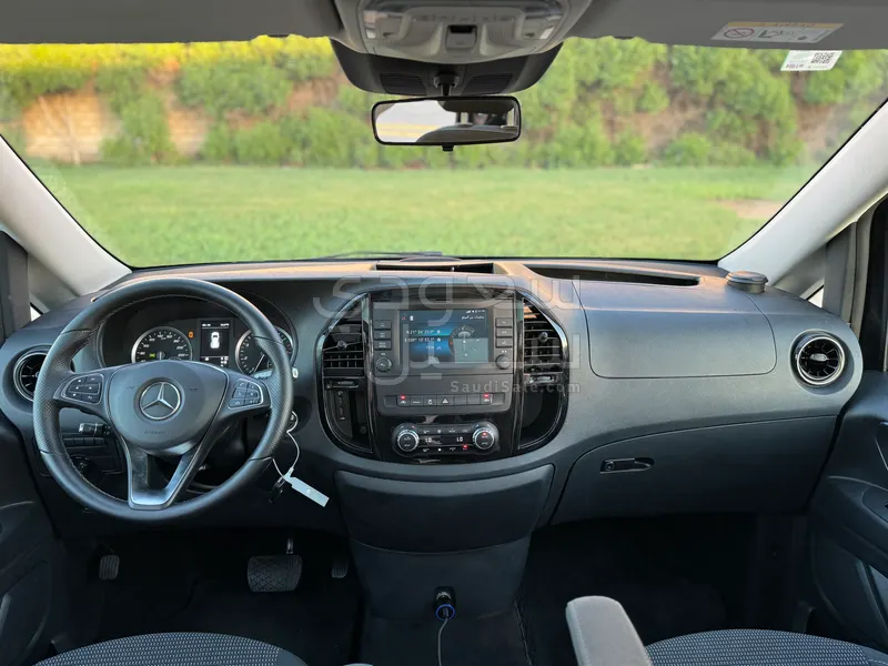 2022 مرسيدس - بنز فيانو