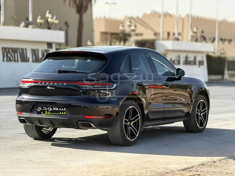 2021 بورش ماكان