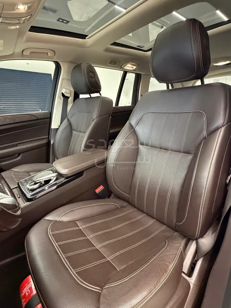 2019 مرسيدس - بنز جي إل إس 400 أي إم جي