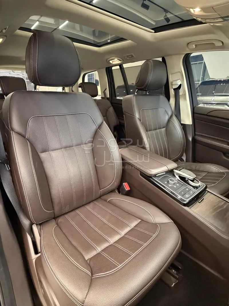 2019 مرسيدس - بنز جي إل إس 400 أي إم جي