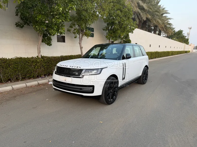 2023 لاند روفر رينج روفر فوج
