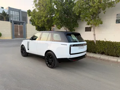 2023 لاند روفر رينج روفر فوج