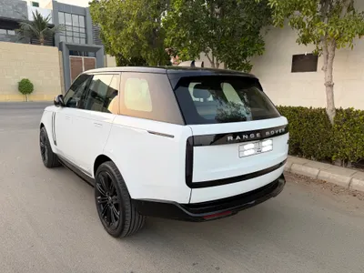 2023 لاند روفر رينج روفر فوج