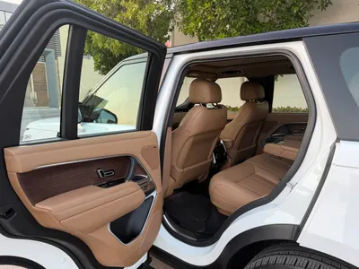 2023 لاند روفر رينج روفر فوج