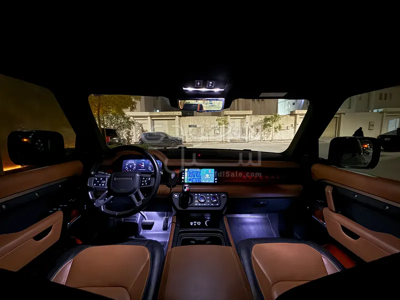 2020 لاند روفر ديفيندر اكس 110