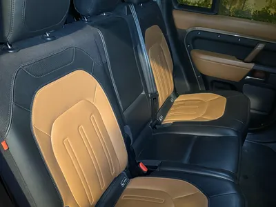 2020 لاند روفر ديفيندر اكس 110