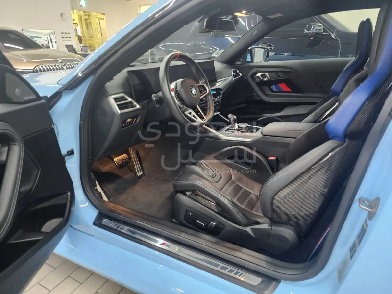 2025 بي ام دبليو الفئة ام إم 2