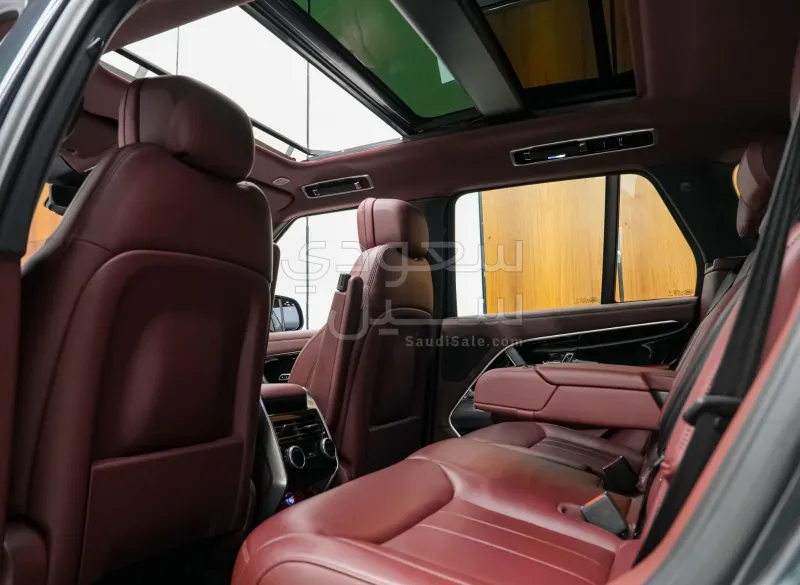 2023 لاند روفر رينج روفر اتش اس اي