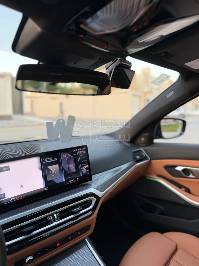 2024 بي ام دبليو الفئة الثالثة 320 أي