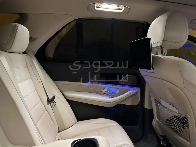 2019 مرسيدس - بنز جي إل إي 450 أي إم جي