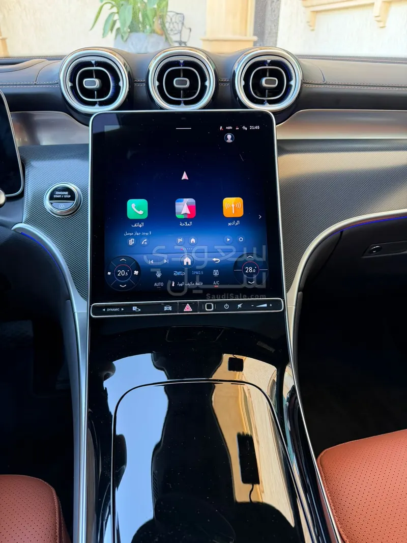 2025 مرسيدس - بنز جي إل سي 300