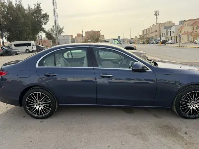 2025 مرسيدس - بنز سي 200