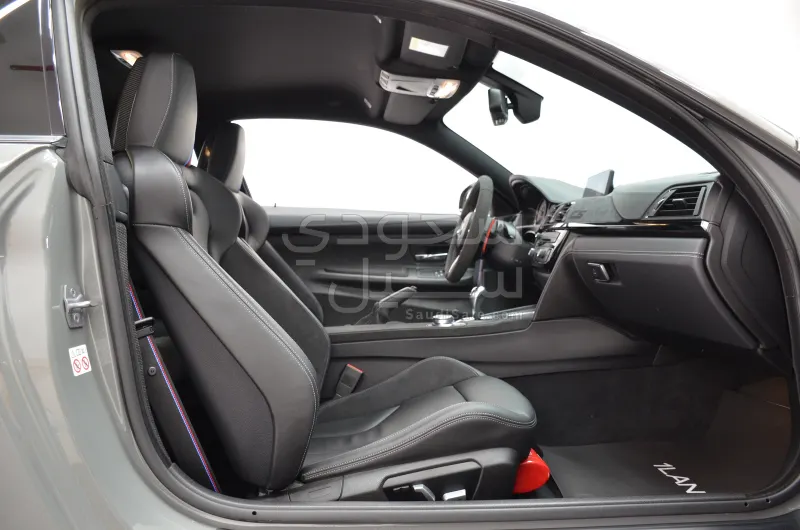 2019 بي ام دبليو الفئة ام ام 4 سي إس