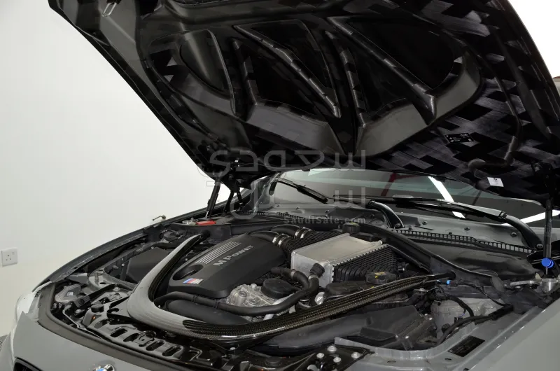 2019 بي ام دبليو الفئة ام ام 4 سي إس