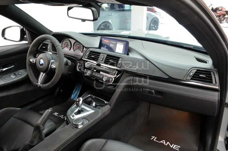 2019 بي ام دبليو الفئة ام ام 4 سي إس