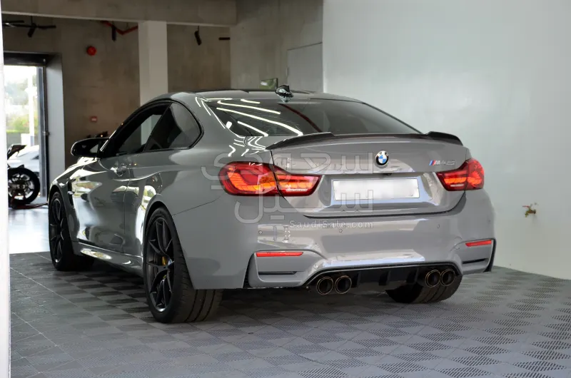 2019 بي ام دبليو الفئة ام ام 4 سي إس