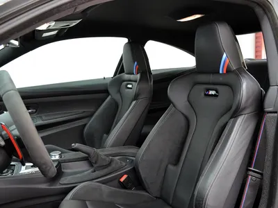 2019 بي ام دبليو الفئة ام ام 4 سي إس