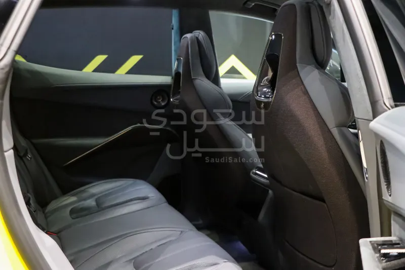 2024 لوتس اليترا ار