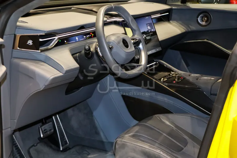 2024 لوتس اليترا ار