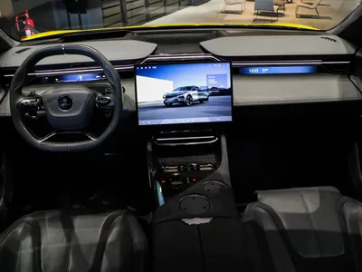 2024 لوتس اليترا ار