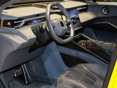 2024 لوتس اليترا ار